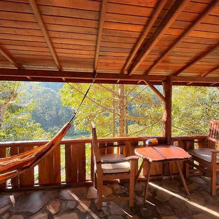 Friendly Homestay Lemukih Singaraja Exteriör bild