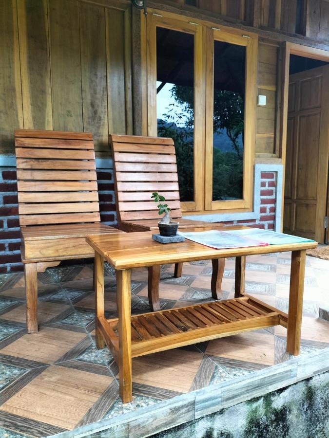 Friendly Homestay Lemukih Singaraja Exteriör bild