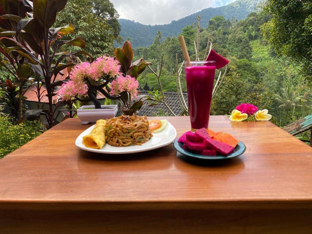 Friendly Homestay Lemukih Singaraja Exteriör bild