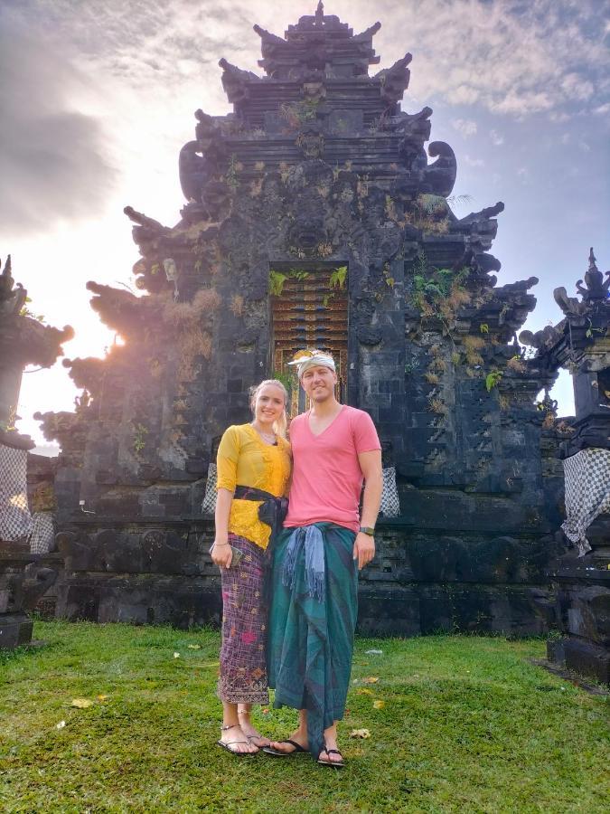 Friendly Homestay Lemukih Singaraja Exteriör bild